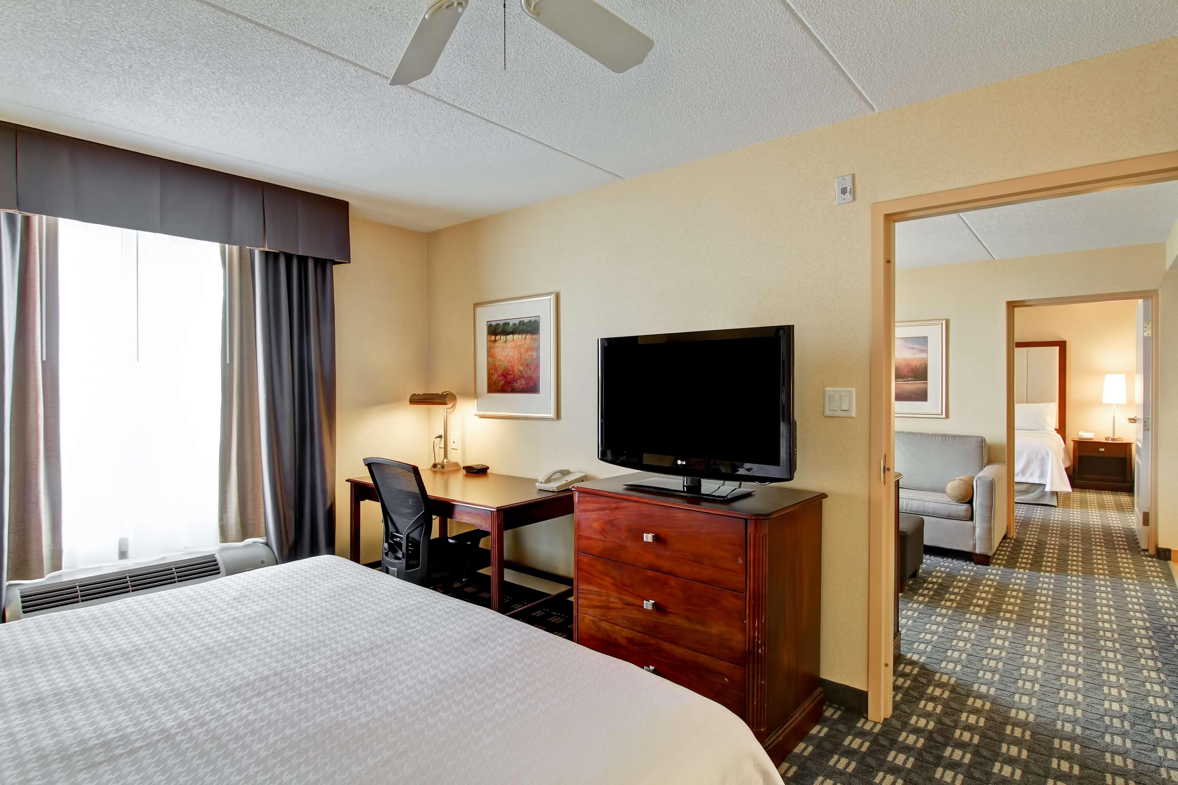 Homewood Suites By Hilton Toronto Mississauga Exterior foto