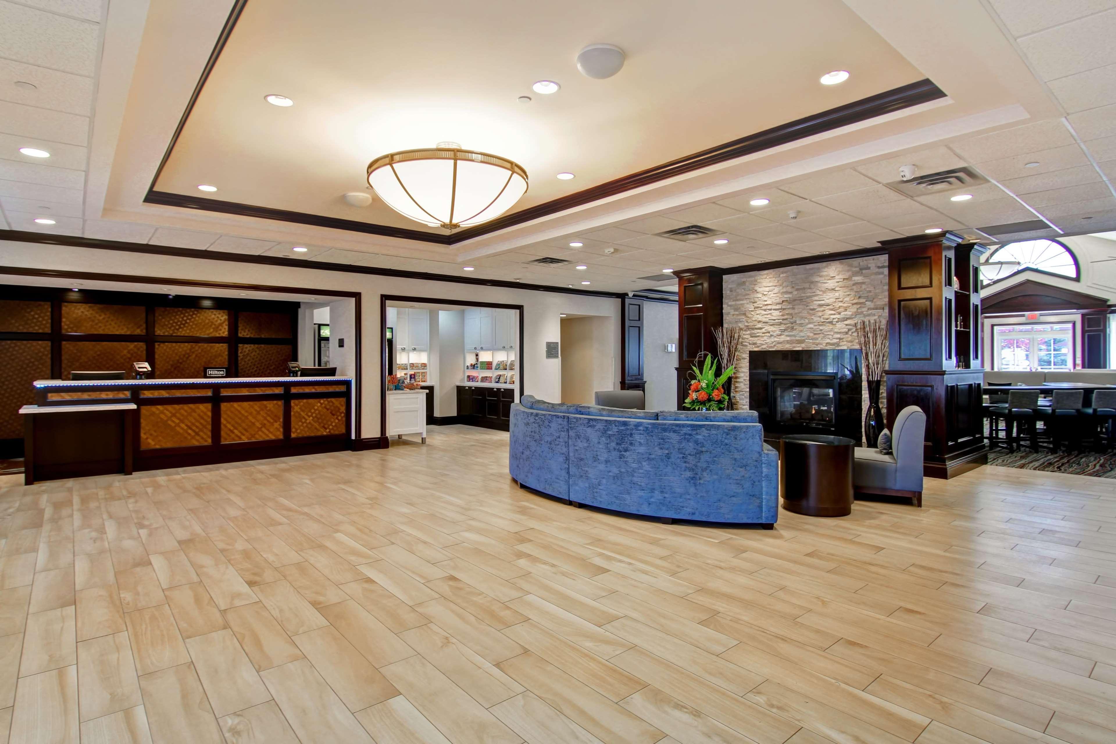 Homewood Suites By Hilton Toronto Mississauga Exterior foto