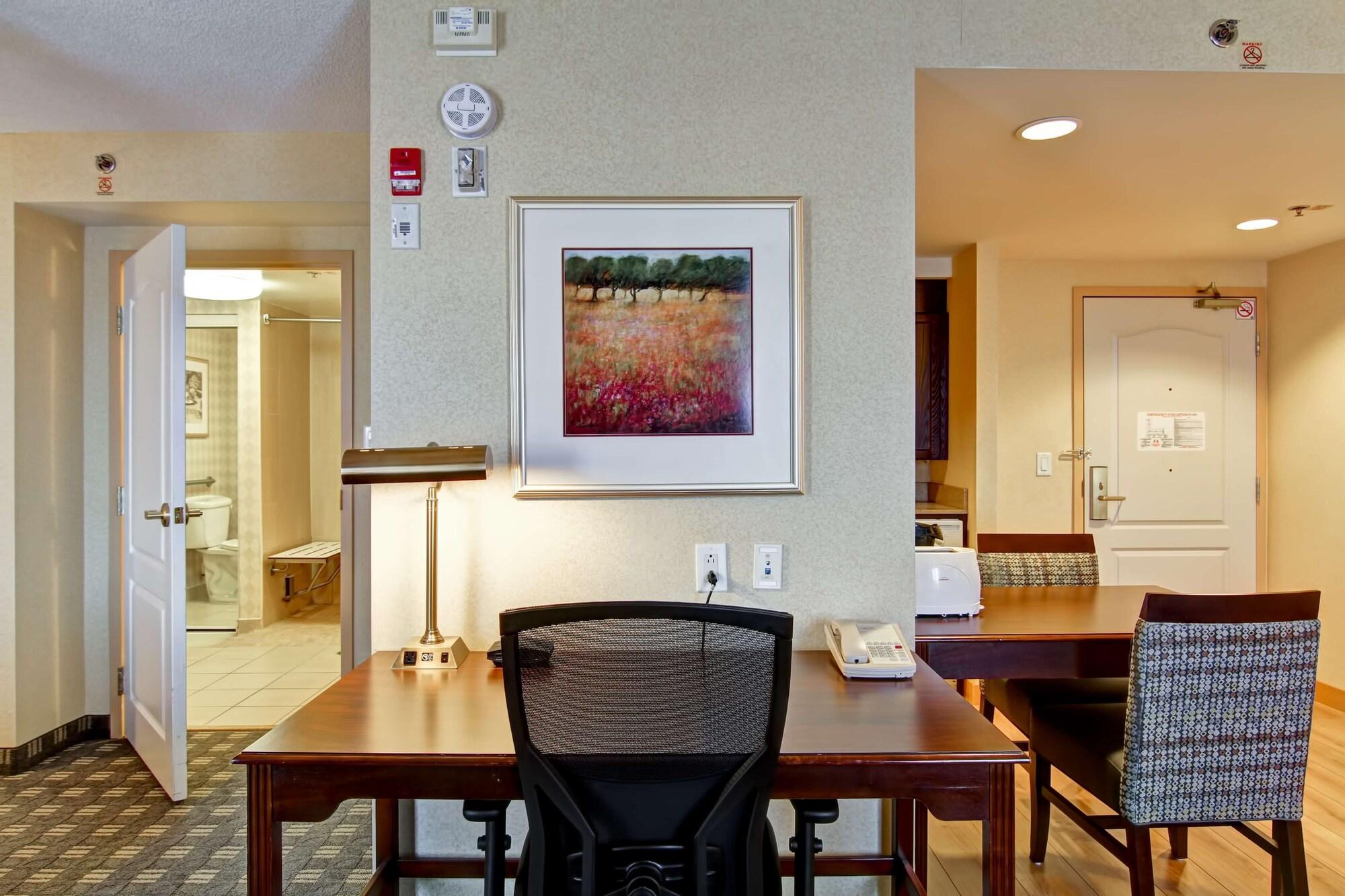Homewood Suites By Hilton Toronto Mississauga Exterior foto
